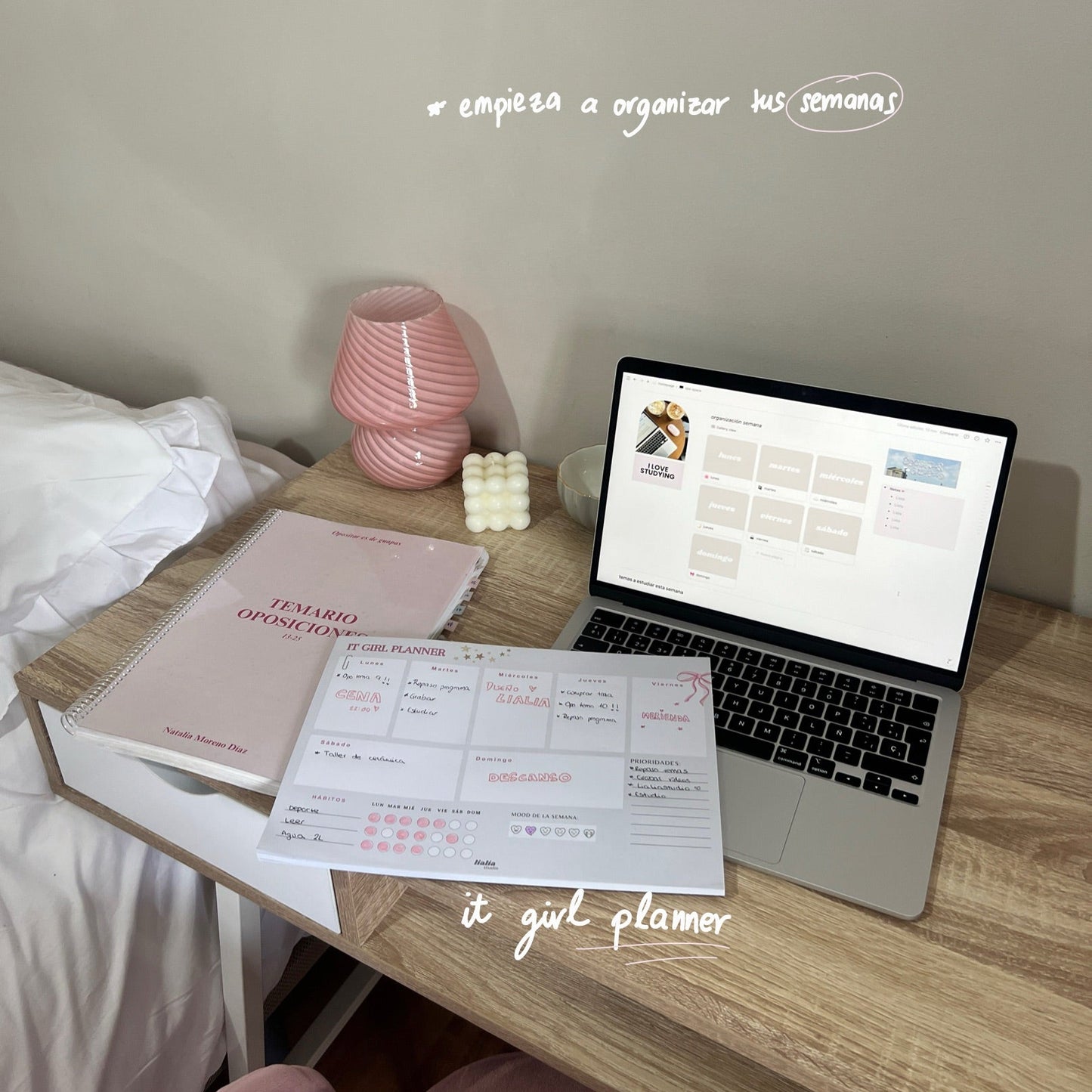 It girl planner
